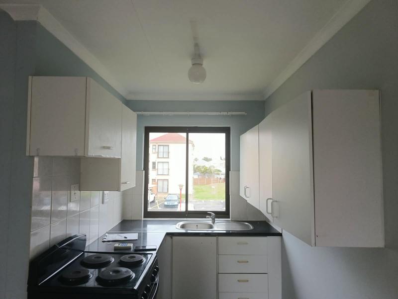 To Let 2 Bedroom Property for Rent in Guldenland Western Cape